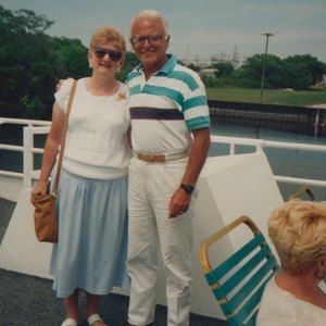 Meet your Posher, Carrie